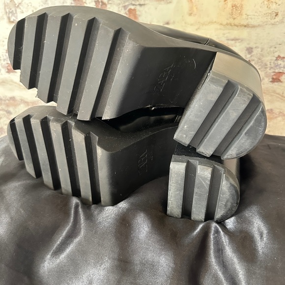 Zara lug sole chunky heeled platform boots. - Picture 5 of 9